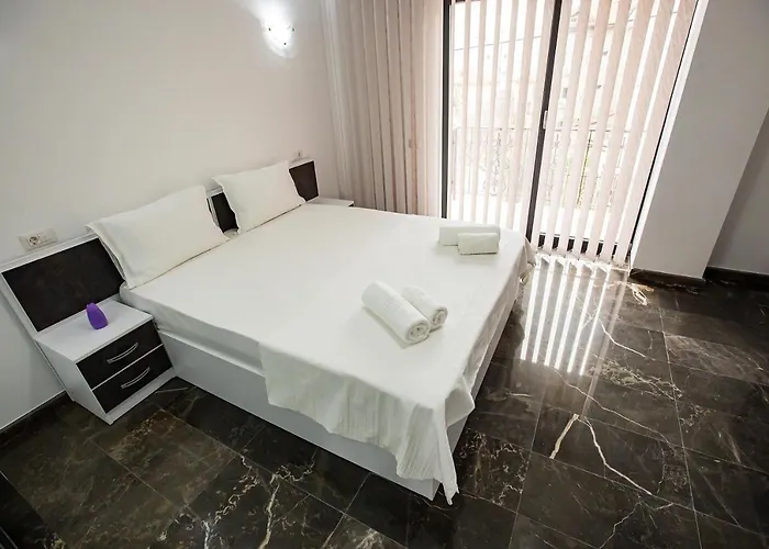 ゲストハウス Casa Delia 3*