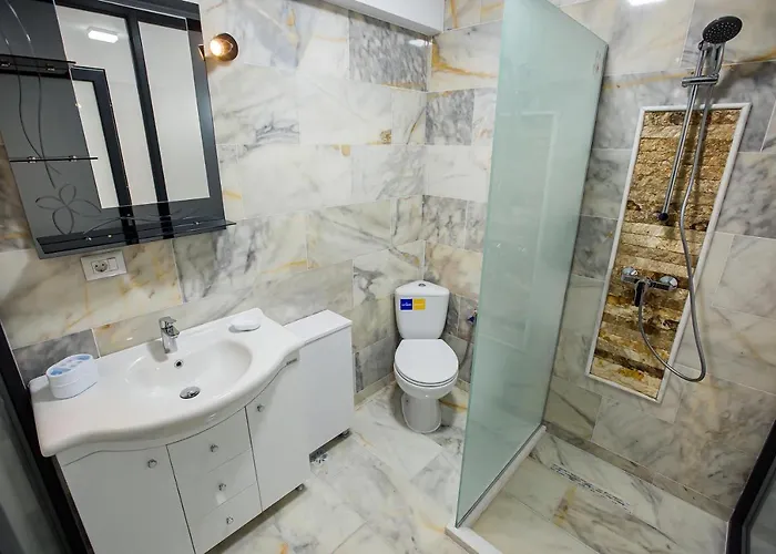 ゲストハウス Casa Delia エフォリエ・ノルド