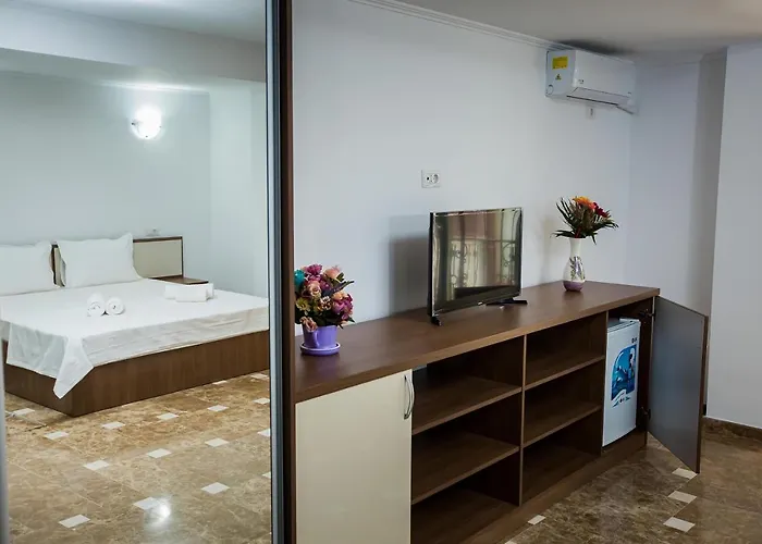 Casa Delia ゲストハウス エフォリエ・ノルド